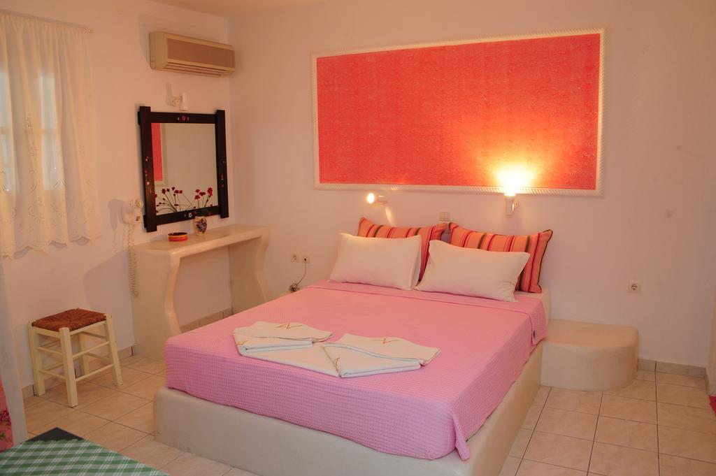 Annita'S Village Hotel Agia Anna  Exterior photo